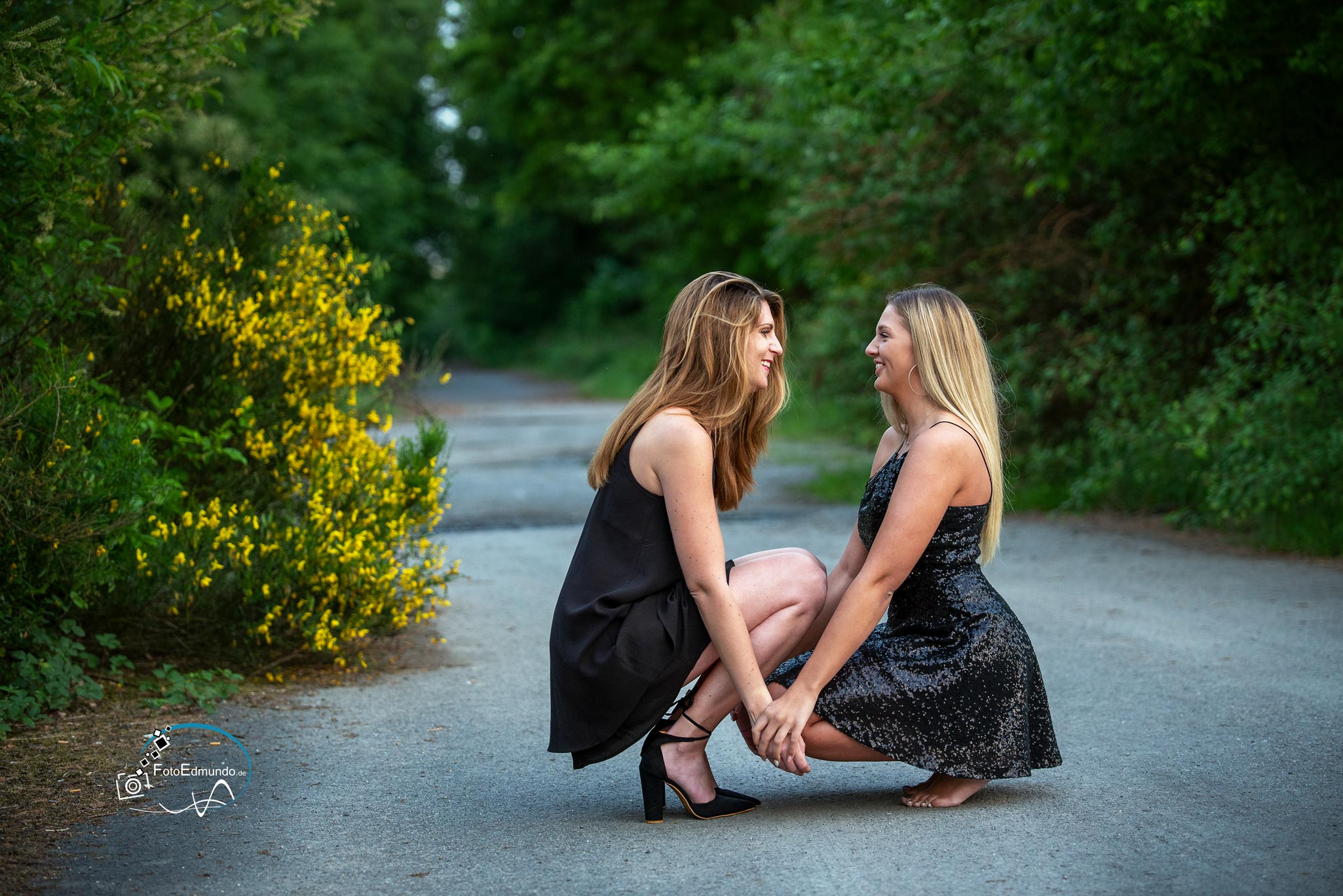 Freundinnen Shooting in der Natur - FotoEdmundo